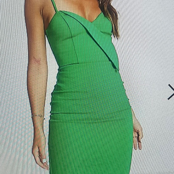 Lavish Alice Dresses & Skirts - Lavish Alice green dress